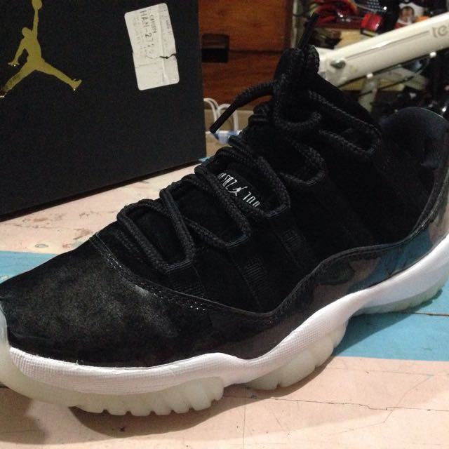jordan 11 barons low 8.5us mens 100 authentic from footlocker san