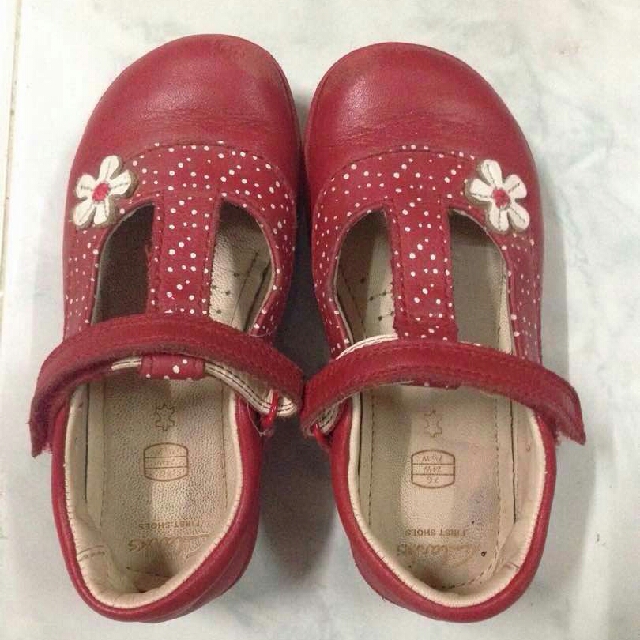 clarks flip flops kids 2017