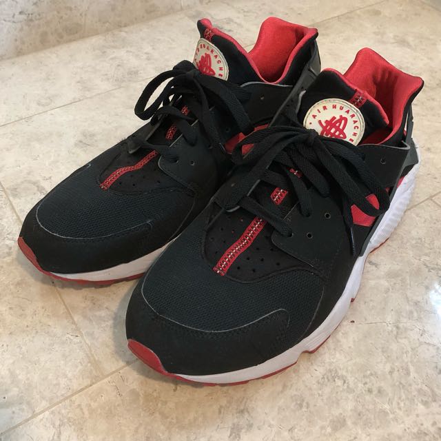 Nike air sales huarache bred