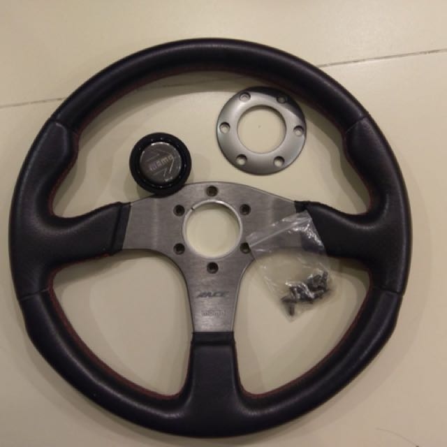 Original Momo steering wheel, Car Accessories on Carousell