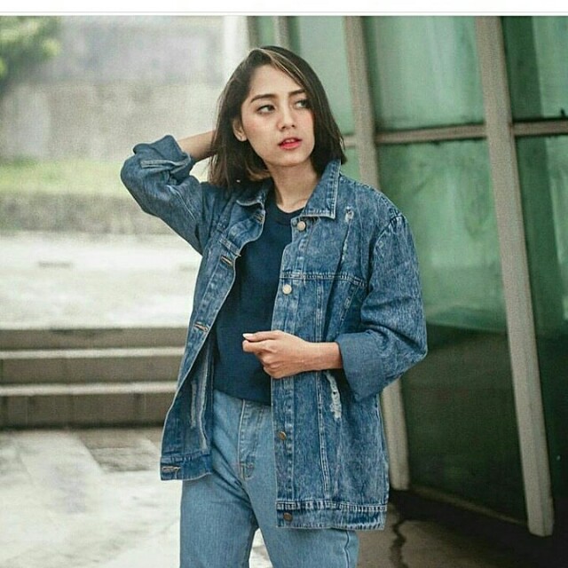 jaket jeans wanita pull and bear