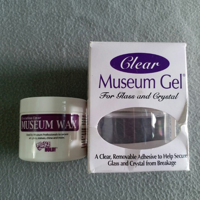 Quakehold! Clear Museum Gel & Crystalline Clear Museum Wax, Health &  Nutrition, Assistive & Rehabilatory Aids, Adult Incontinence on Carousell