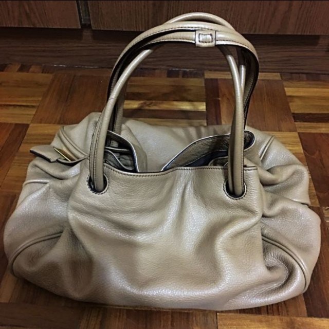 Rabeanco store petal bag