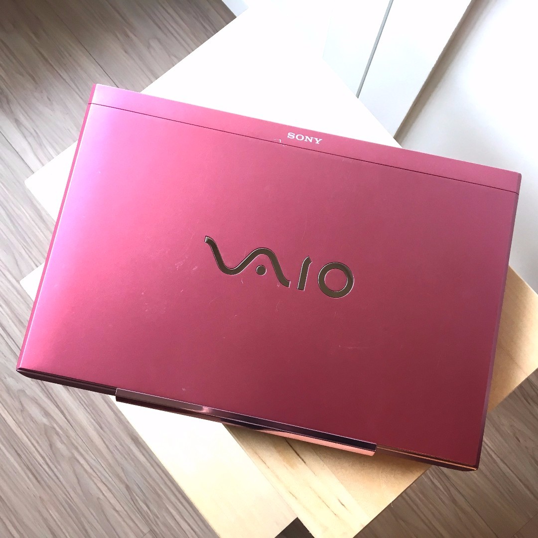 【SONY VAIO】13.3吋粉紅色筆記型電腦，VPCSB35FW/P 二手, 電腦及科技產品, 桌上電腦或筆記型電腦在旋轉拍賣