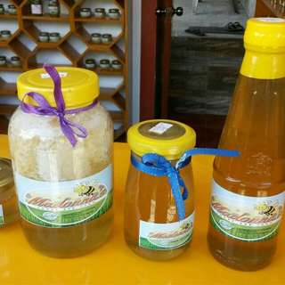 100%  Pure Organic Honey Bee
