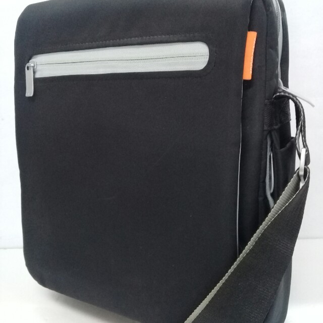 belkin sling bag