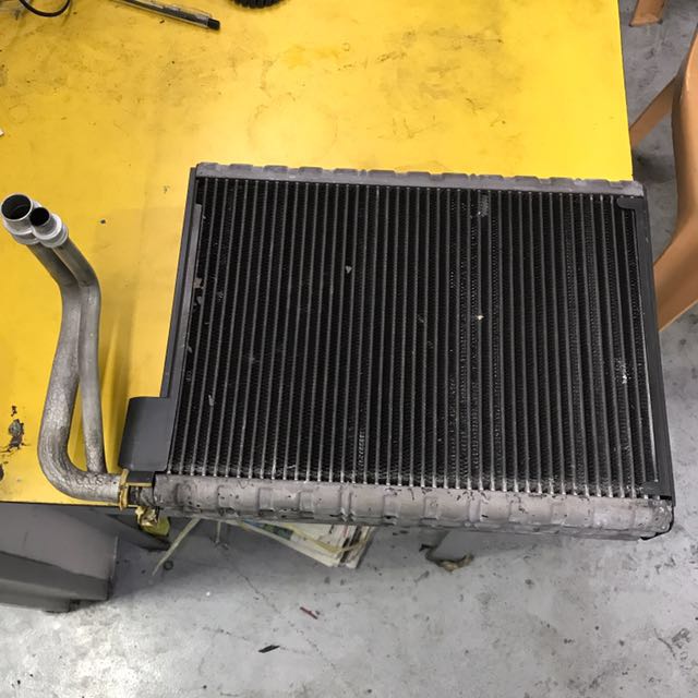 Car air con BMW F1/10 evaporator cooling coil, Car Accessories on Carousell