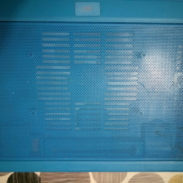 Deepcool laptop fan (Category: Computer Parts) located in Quezon City. Submitted by youngdeer_fc9653 (Listing ID 138507422, Image 1). Description: No fan inside..
