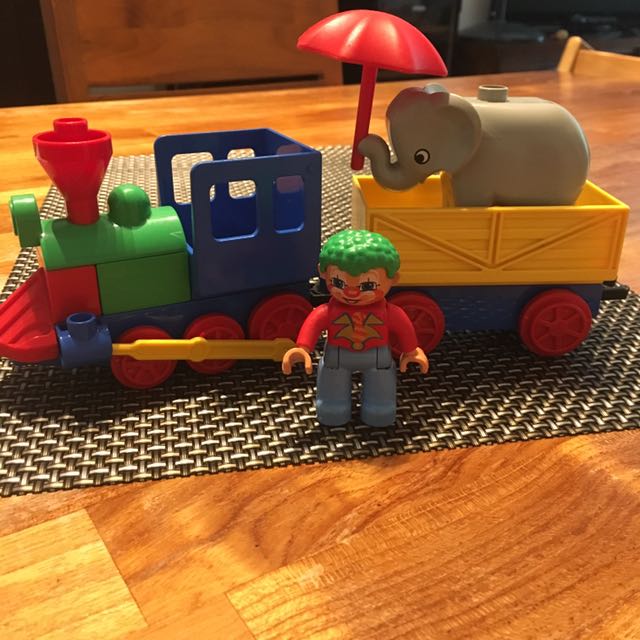 duplo circus train set