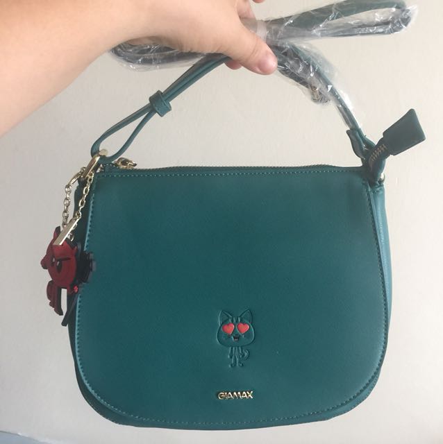 Giamax best sale sling bag