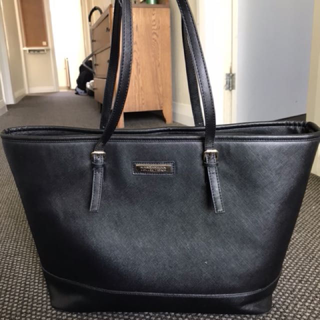 Kardashian kollection shop bags nz