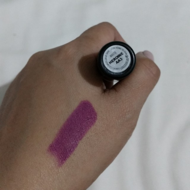 MAC HEROINE (Category: Makeup) located in Manila. Submitted by celpot (Listing ID 138472540, Image 2). Description: FREE SHIPPING w/in metro manila only! mac heroine - swatch once..impulse buy! not my shade AUTHENTIC SANITIZED LAST PRICE PO ☺️.