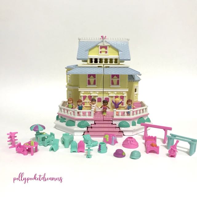 Polly Pocket Club House, Hobbies & Toys, Collectibles & Memorabilia