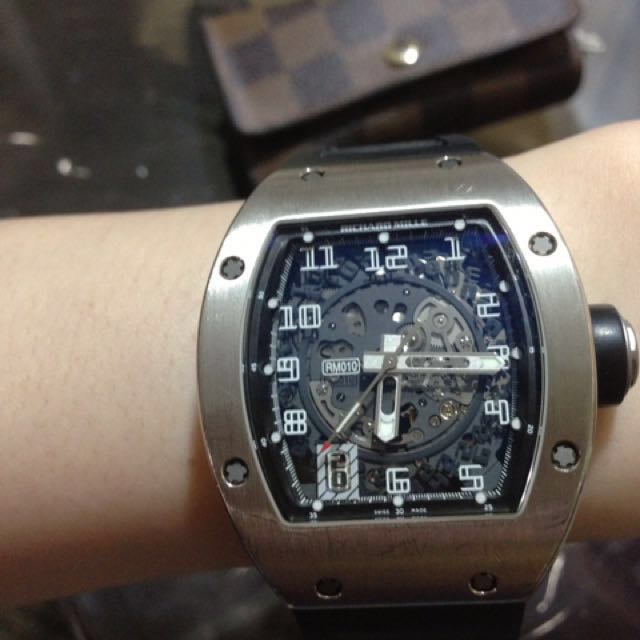 Rm 10 store price