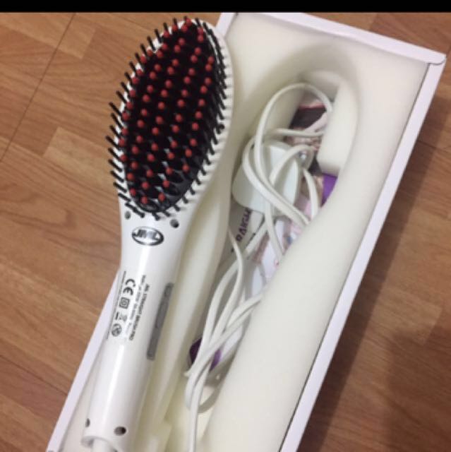 Hair straightener brush best sale watsons