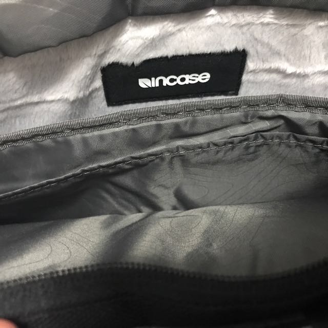 Sling Sleeve Black MacBook Pro 15 Carry Case