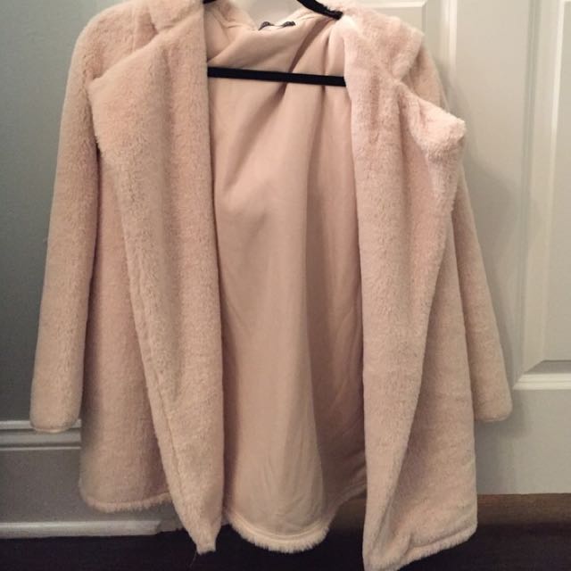 Brandy melville fur coat clearance