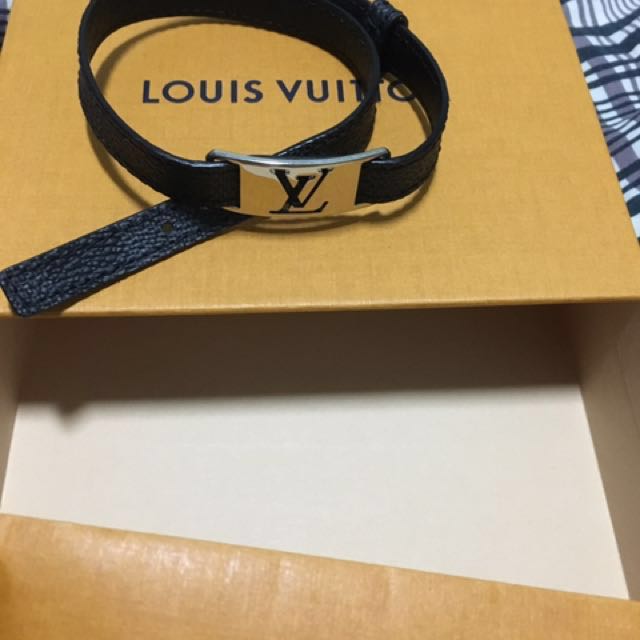 Leather bracelet Louis Vuitton Gold in Leather - 34020841