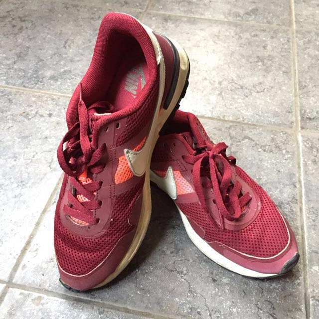 Nike Air Pegasus 83/30, Preloved Fesyen Pria, Sepatu di Carousell
