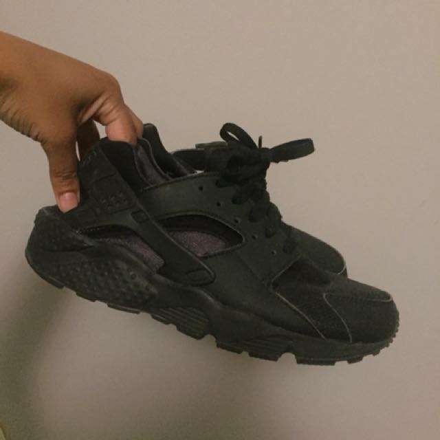 all black huaraches womens