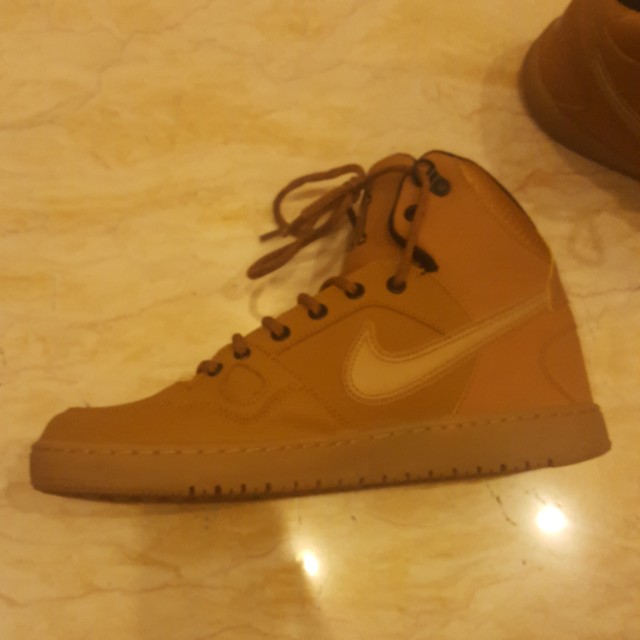 nike son of force mid red black