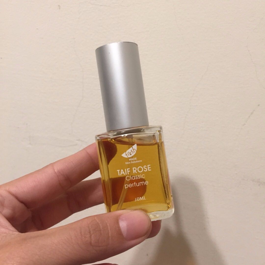 Roonka 荷柏園 阿拉伯薔薇香水30ml Taif Rose Classic Perfume 美妝保養 香水在旋轉拍賣