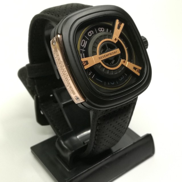 Seven Friday Black Gold