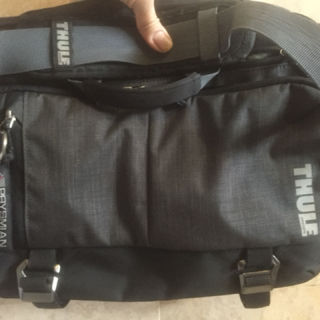 Thule Laptop Bag Fesyen Pria Tas Dompet Di Carousell