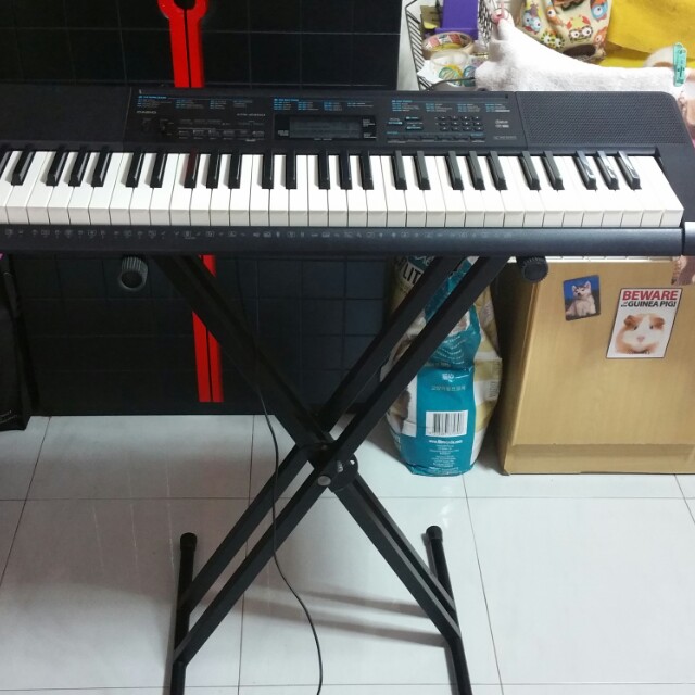 CASIO Electronic Keyboard CTK 2300, Hobbies & Toys, Music & Media