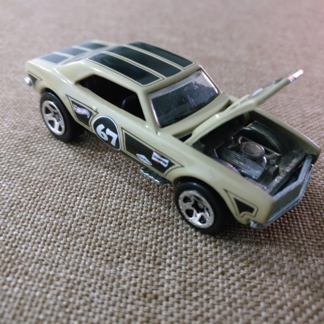 Hot Wheels 67 camaro open hood loose, Hobbies & Toys, Collectibles