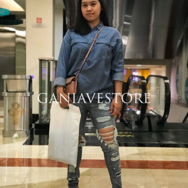 tommy hilfiger ripped jeans womens