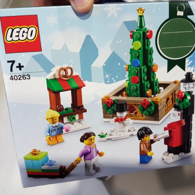 lego 40263 christmas town square