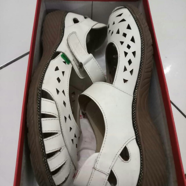 Sepatu sandal kickers 1000 original