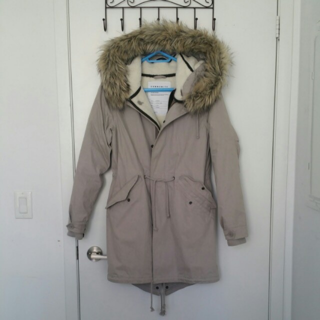 aritzia community parka