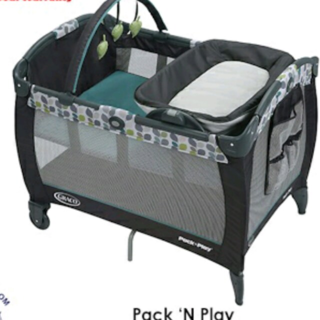 Graco Playard Reversible Napper and Changer, Babies & Kids, Infant