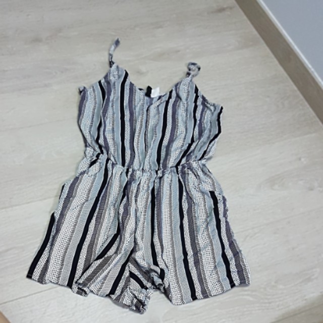 black and white jumpsuit h&m