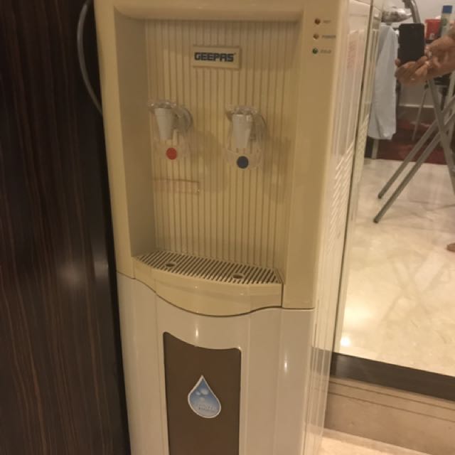 Hot And Cold Water Dispenser With Mini Fridge, TV & Home Appliances