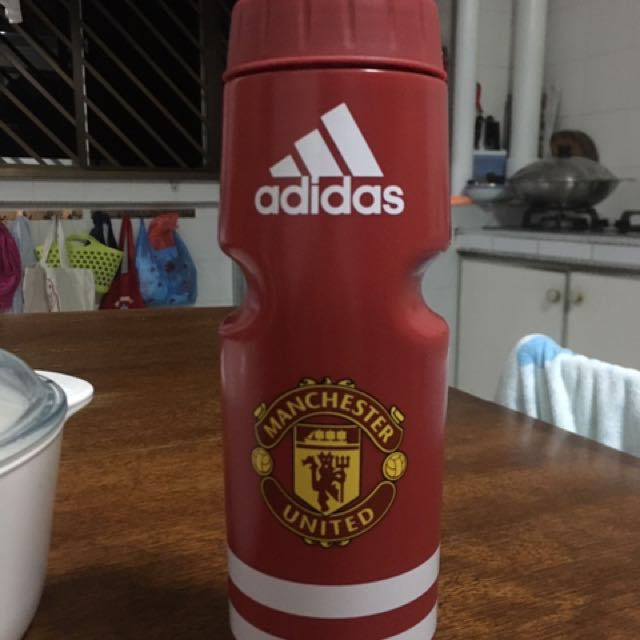 adidas manchester united water bottle
