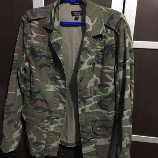 Topshop Camo Jacket Women s Fashion Coats Jackets and Outerwear on Carousell