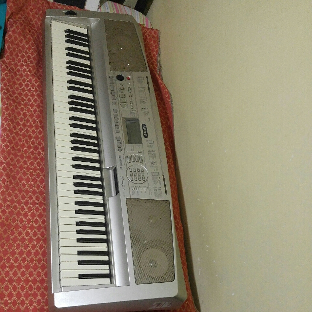 yamaha dgx 300 weighted keys