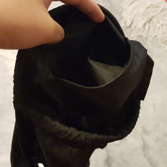 Black Nike football drawstring bag, Sports Equipment, Sports & Games