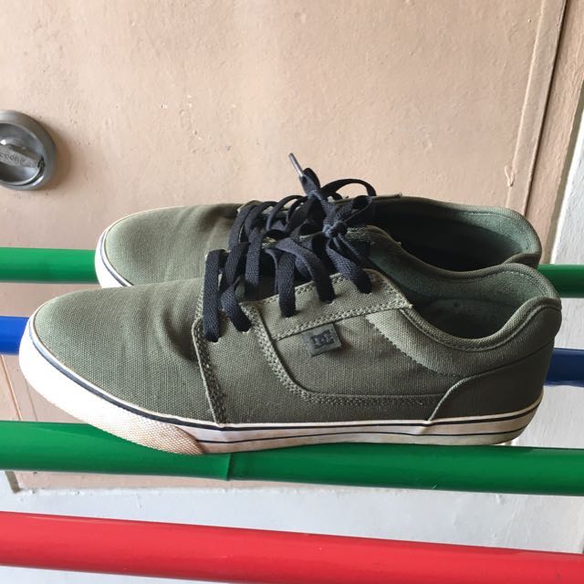 dc trainers green