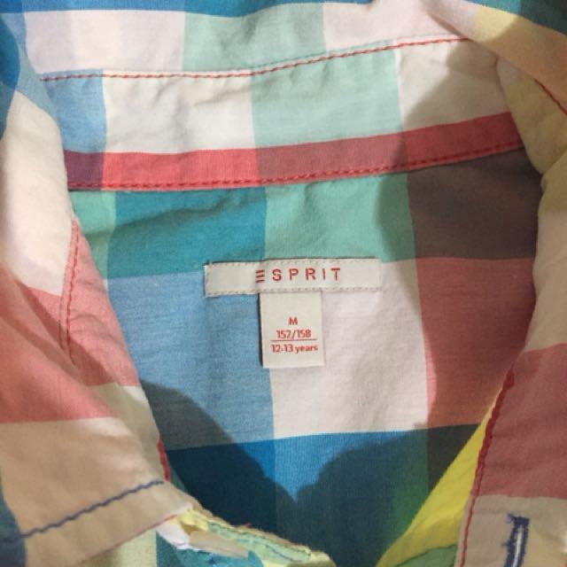 Esprit (Category: Coats, Jackets and Outerwear) located in Manila. Submitted by declutterrific (Listing ID 139166919, Image 2). Description: 10/10 Never worn Good condition Fit from small to medium frame.