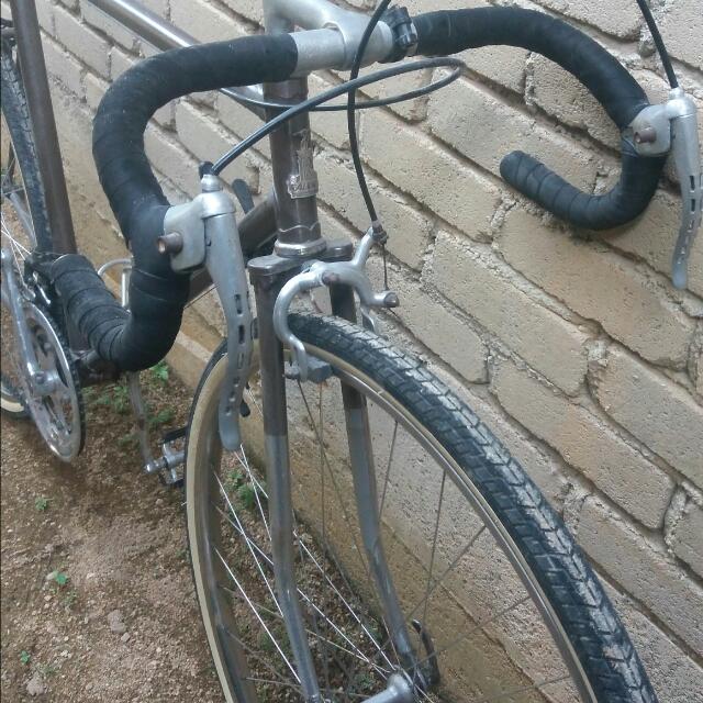 Raleigh Racing Bike Made In ENGLAND 