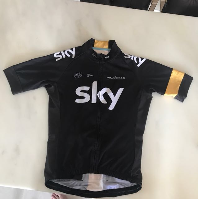 sky cycling jersey