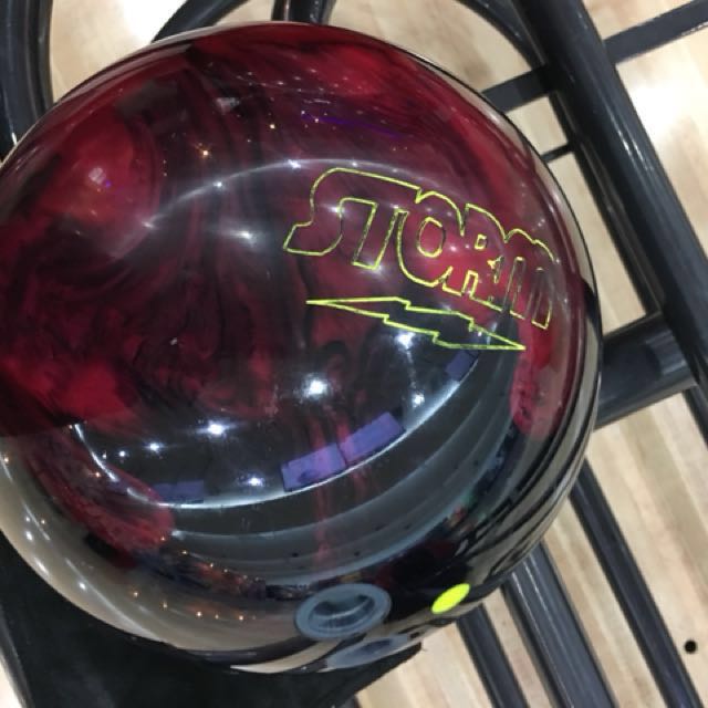 Storm Tropical Bowling Ball, Sports Equipment, Sports & Games