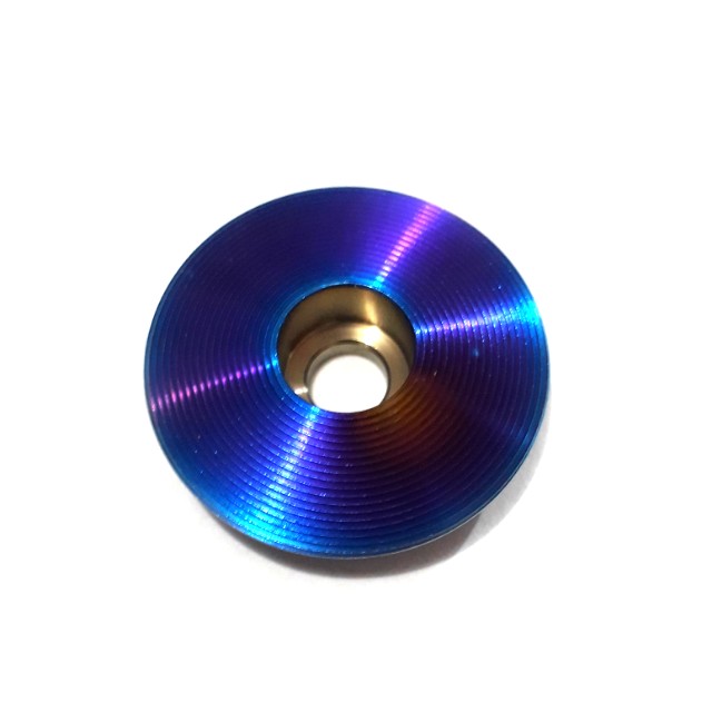 Titanium Stem Cap (Category: Bicycles) located in Singapore. Submitted by blinkmybike (Listing ID 64128963, Image 3). Description: Titanium headset cap @ $25.