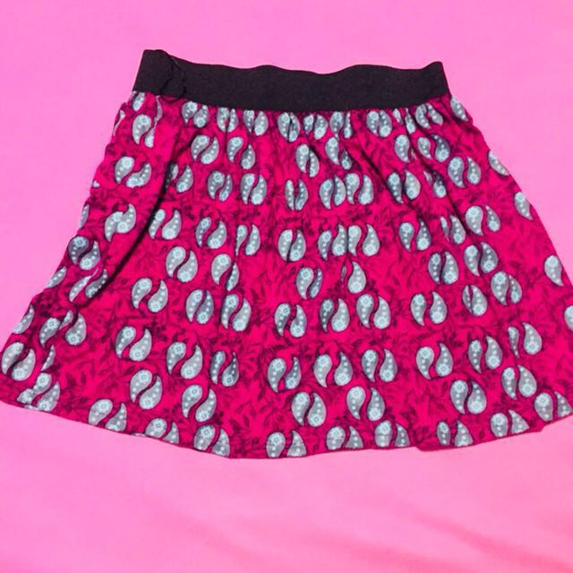 Tomato skirt, Women's Fashion, Bottoms, Skirts on Carousell