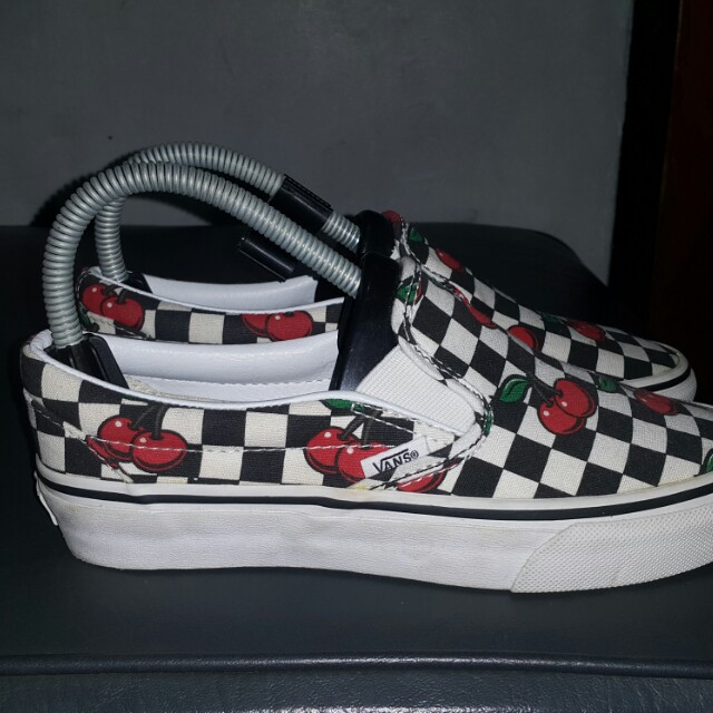 vans cherry vans cherry