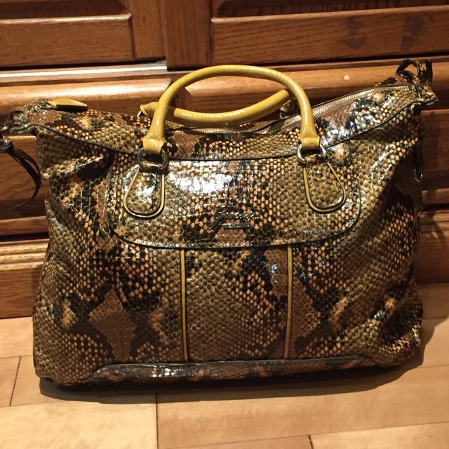 guess snake bag
